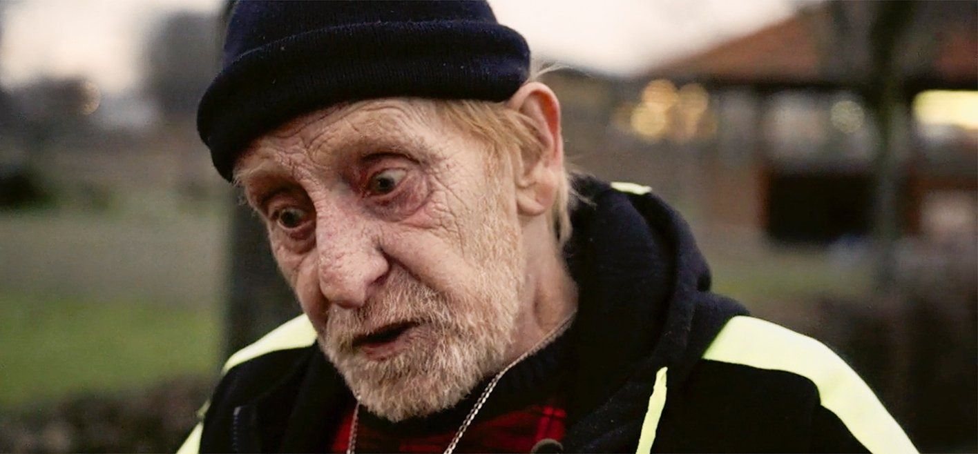 Tvrecensie Vier oude penozejongens over hun leven van ‘hoeren, snoeren, gekkigheid, zuipen