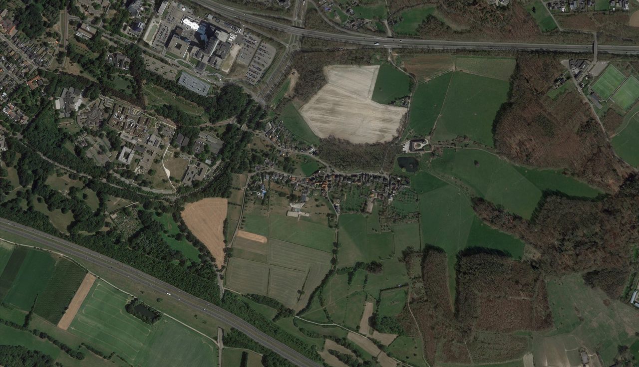 Satellietbeeld van het gebied rond het buurtschap Benzenrade, Limburg.