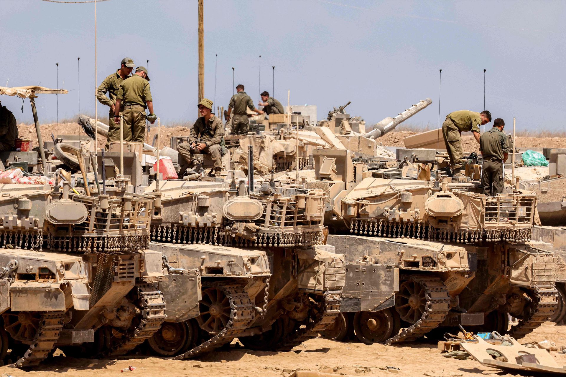 Netanyahu zou hinten op volledige militaire bezetting Gaza. Hoe groot