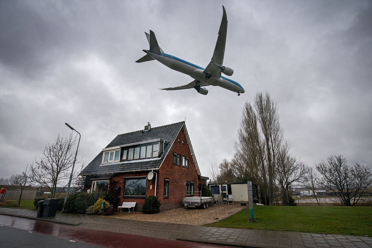 Laat de stilte binnen, zet het raam open 