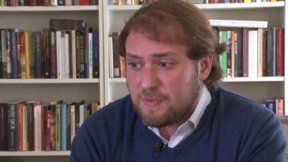 David Pefko wint Gouden Boekenuil, K. Michel de Guido Gezelleprijs - NRC