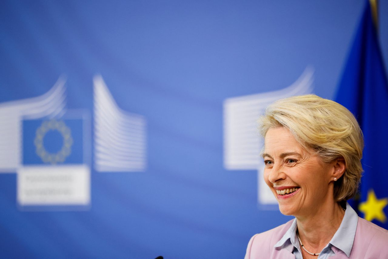 Ursula von der Leyen wil dat de EU minder afhankelijk wordt van Russisch gas.