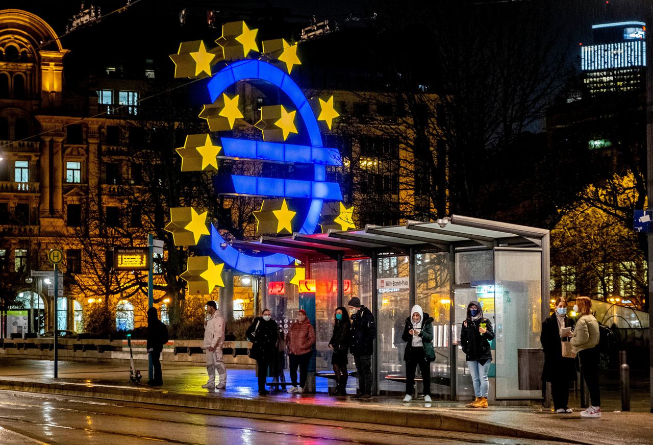 Een robuuste euro geeft de EU geopolitiek gewicht 