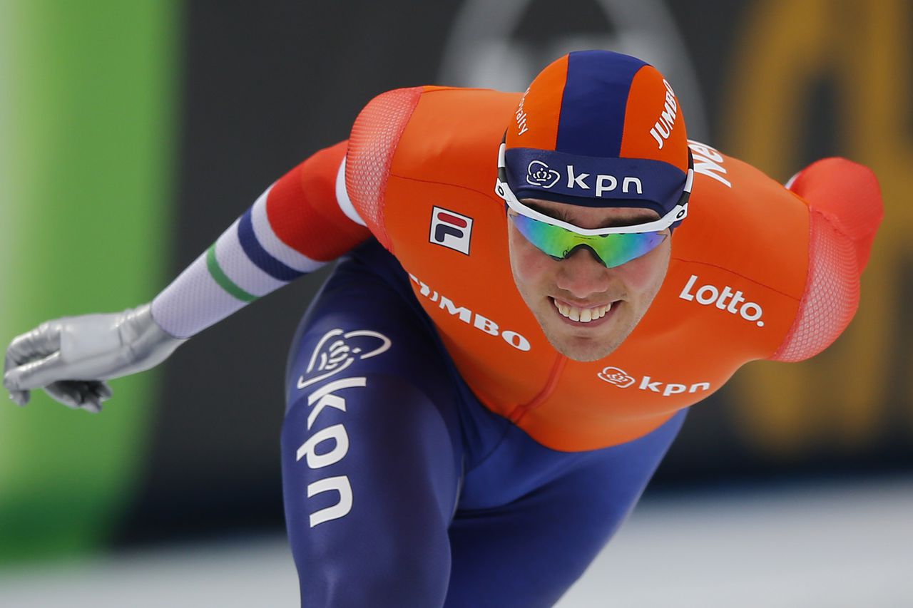 Patrick Roest wint 500 meter op WK allround 