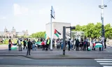 Protest aan de overkant van het Concertgebouw in Amsterdam, tegen het optreden van het Jerusalem Quartet. 