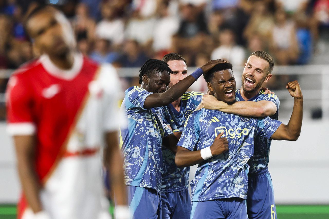 Ajax door in Europa League na 3-1 overwinning, Europees avontuur Go Ahead Eagles voorbij 