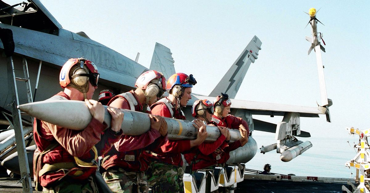 Juist nu Europa onafhankelijker wil worden van de VS, gaat Nederland misschien Amerikaanse raketten produceren