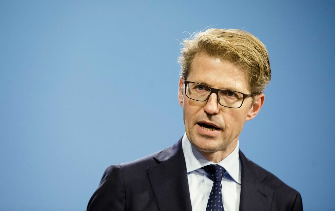 Minister Dekker: burger krijgt niet meer vanzelfsprekend rechtsbijstand 