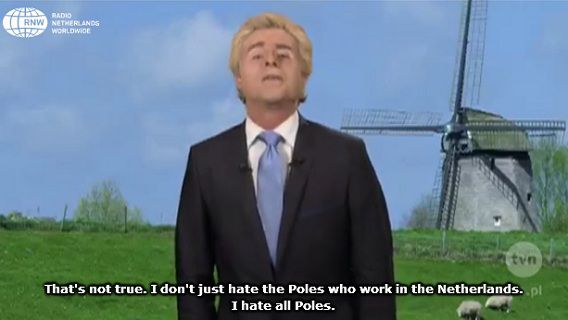 Een imitatie van Geert Wilders op de Poolse televisie / Screenshot Radio Nederland Wereldomroep
