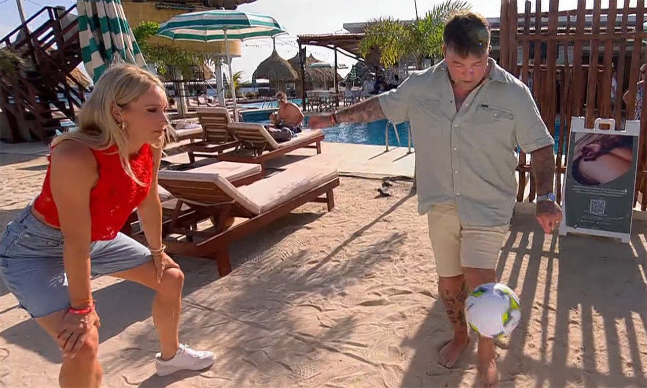Former footballer's life is 'terrible,' says Dutch critic