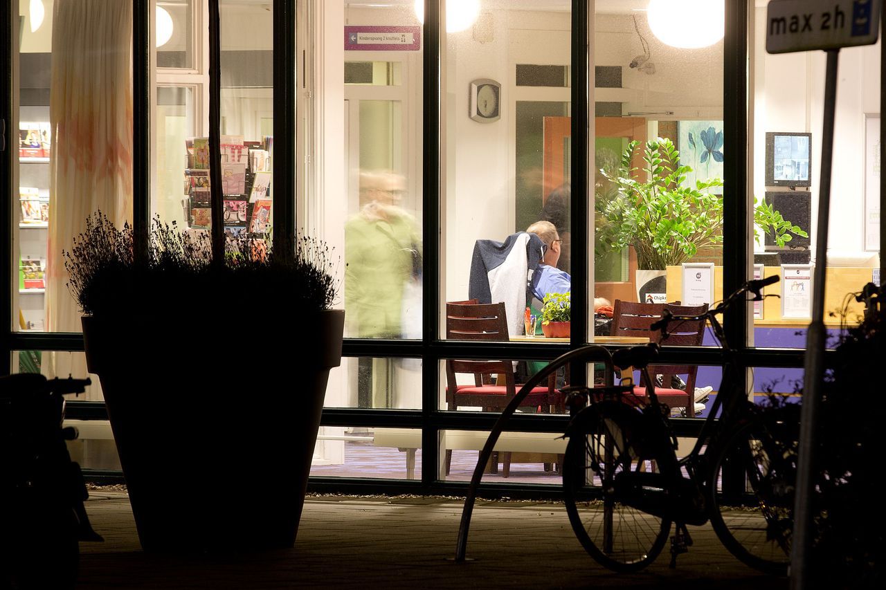 Opinie Als je het ouderen vraagt is het zó weer terug NRC