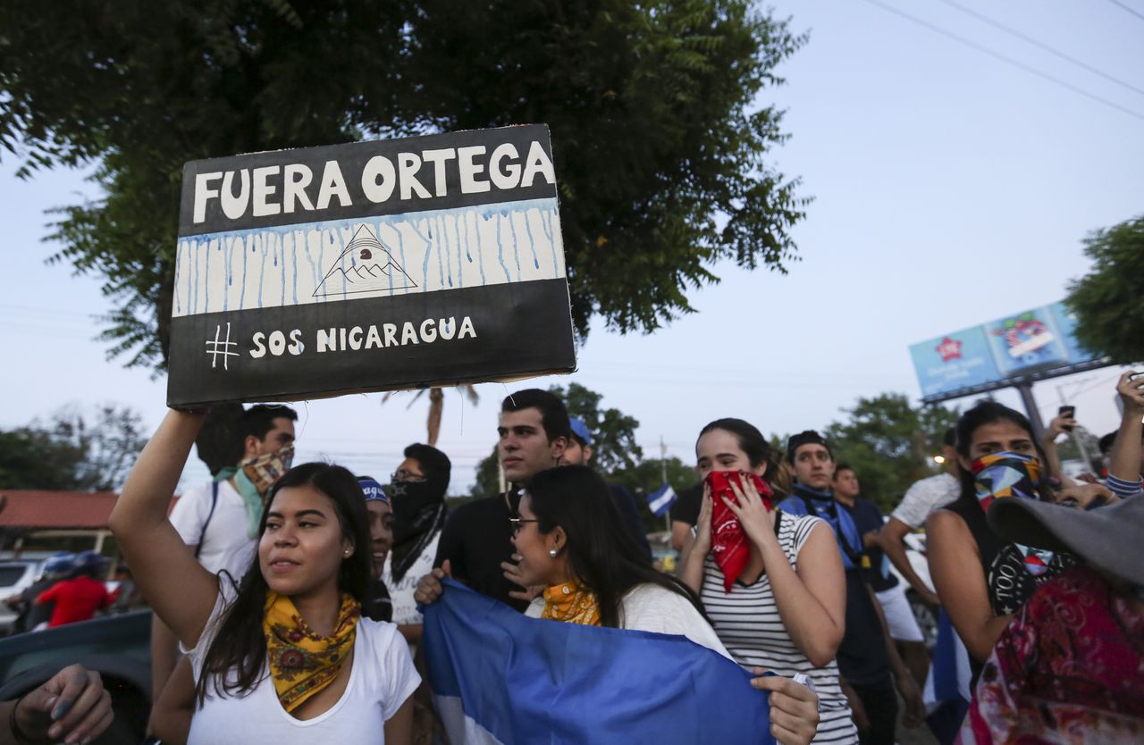 Demonstranten tegen de regering van Daniel Ortega, op zondag.