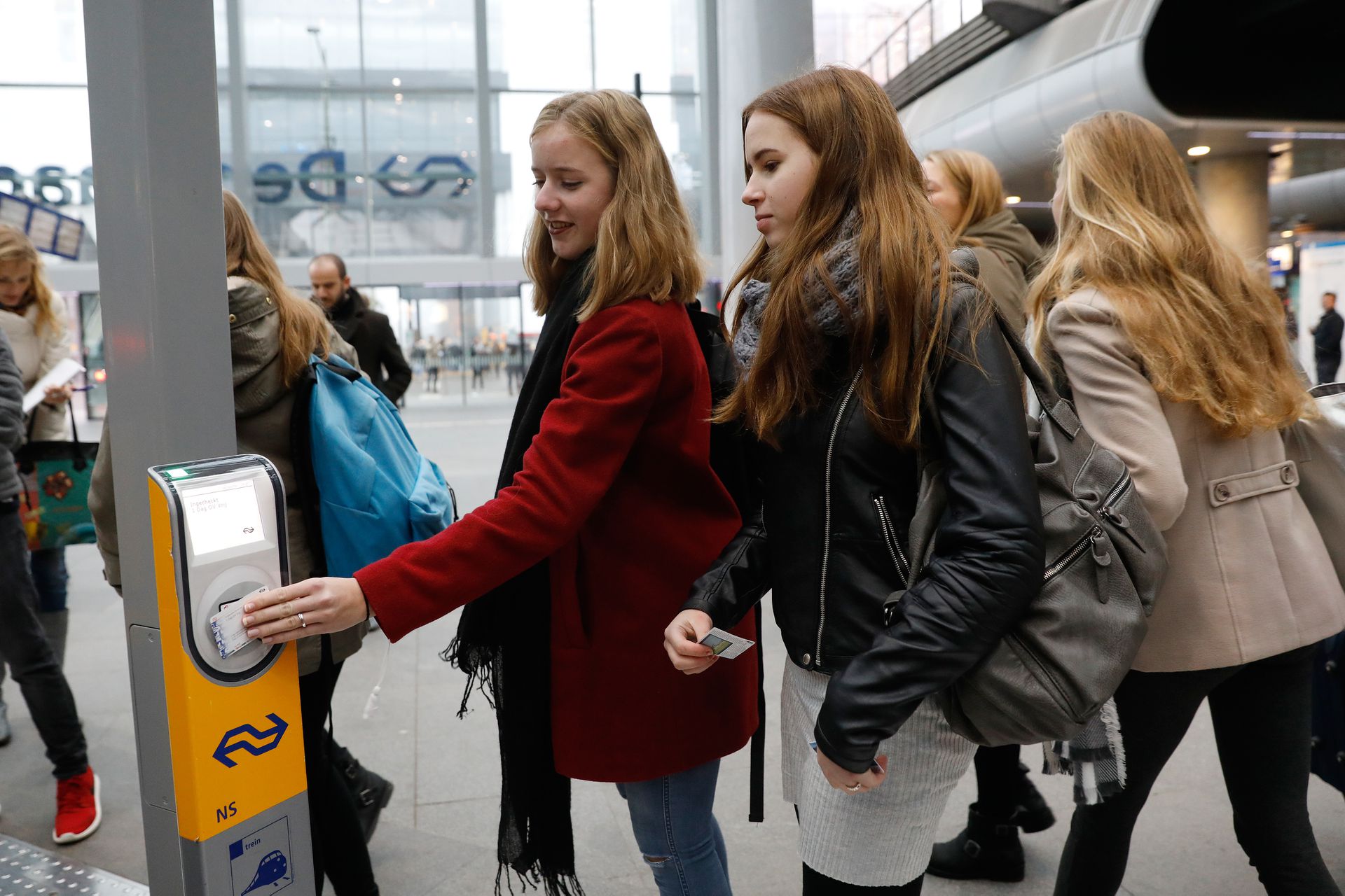 DUO mag ovgegevens studenten opvragen NRC