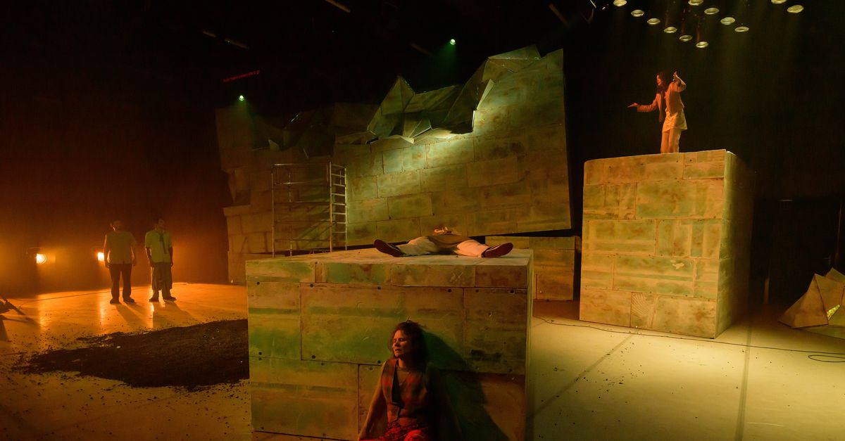 Vier jonge theatermakers over hun werk: ‘Ik doe dit omdat onze samenleving eenzaam geworden is’
