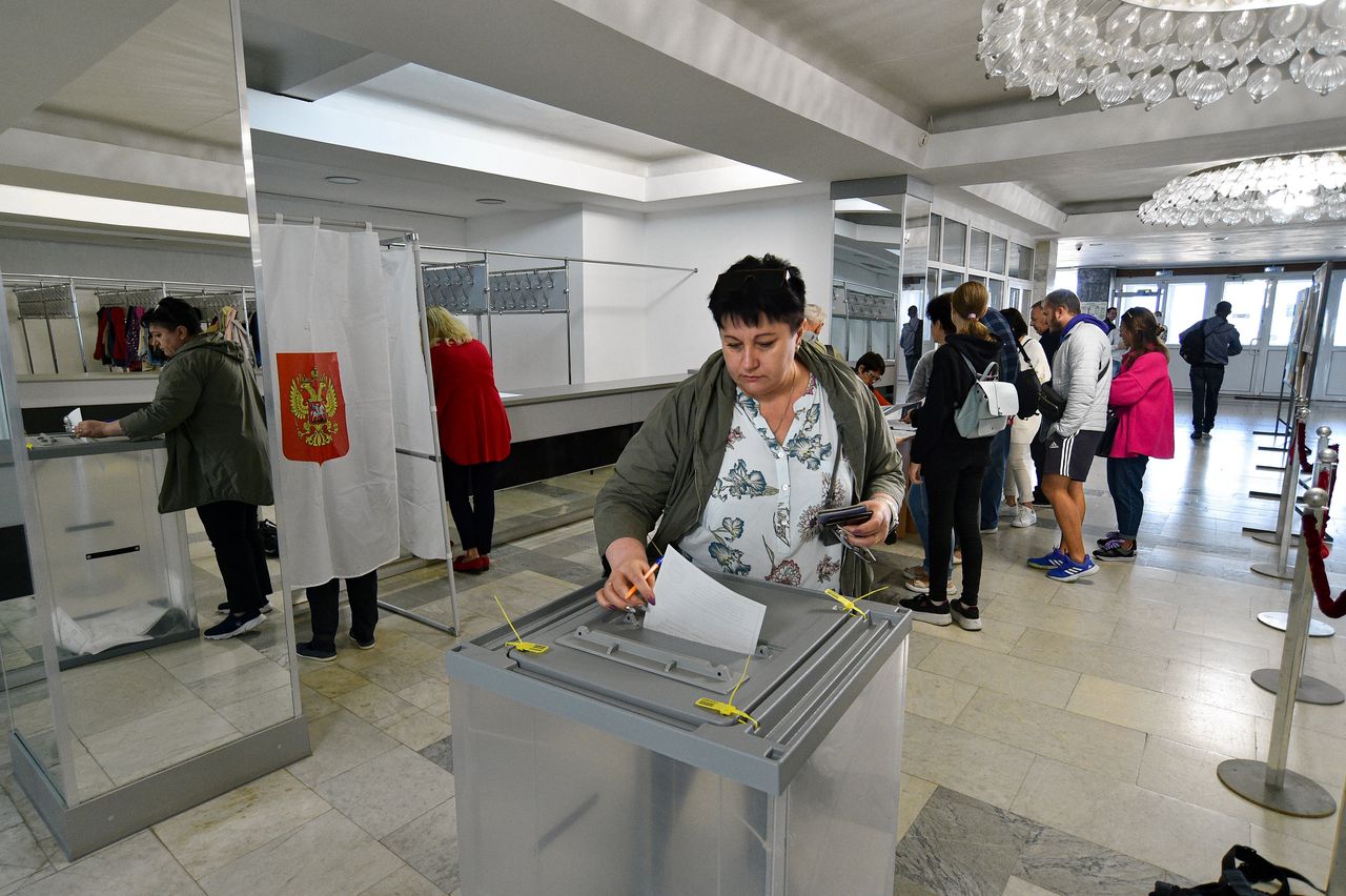 Sinds afgelopen vrijdag is in vier bezette Oekraïense gebieden stemmen voor of tegen Russische annexatie mogelijk.