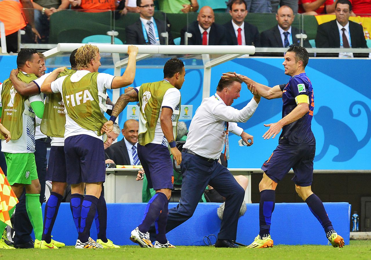 Ontketend Oranje geeft wereldkampioen Spanje enorm pak ...