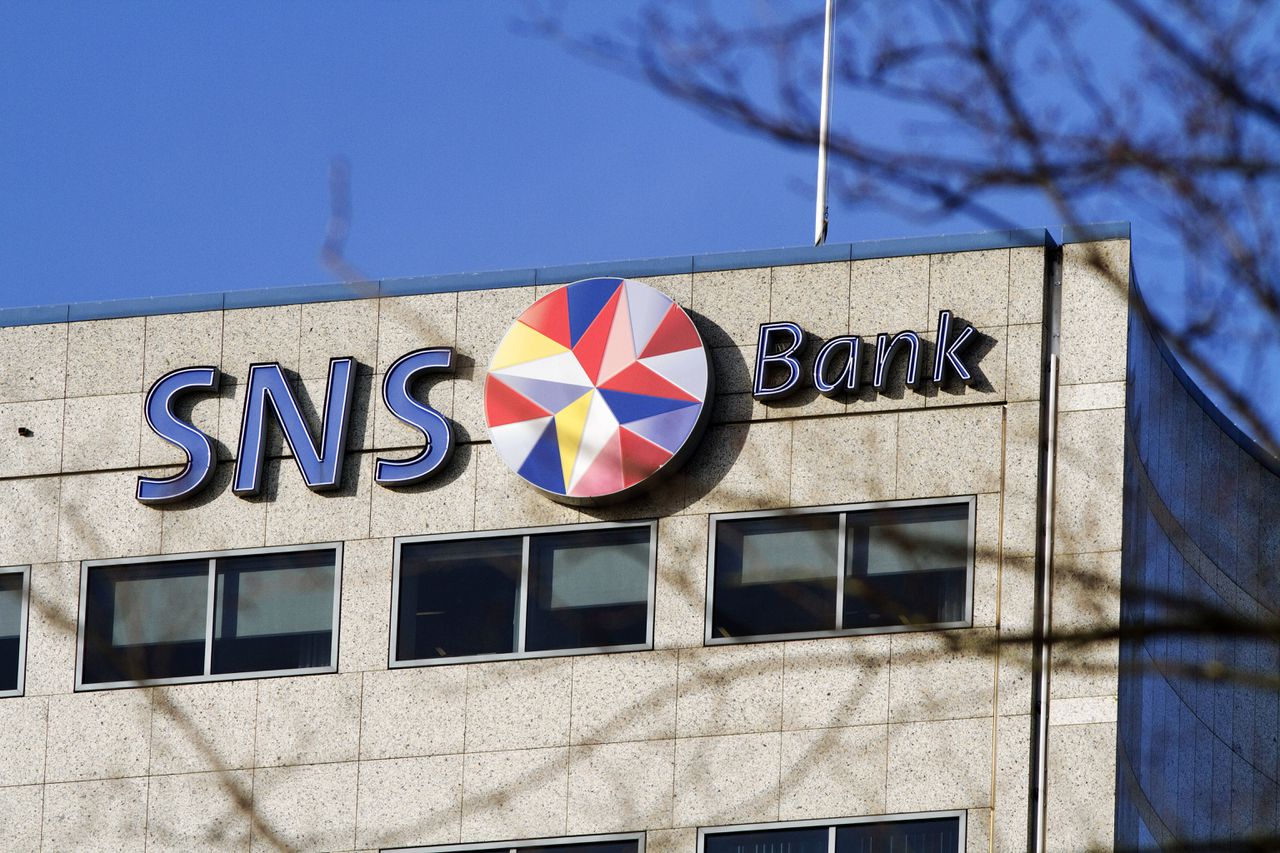 Het voormalige hoofdkantoor in Utrecht van SNS Reaal, dat na de nationalisatie in 2013 werd omgedoopt tot de Volksbank. De verzekeringstak werd verkocht aan het Chinese Anbang.