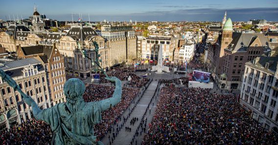 De Dodenherdenking Is Geen Kerstboom NRC