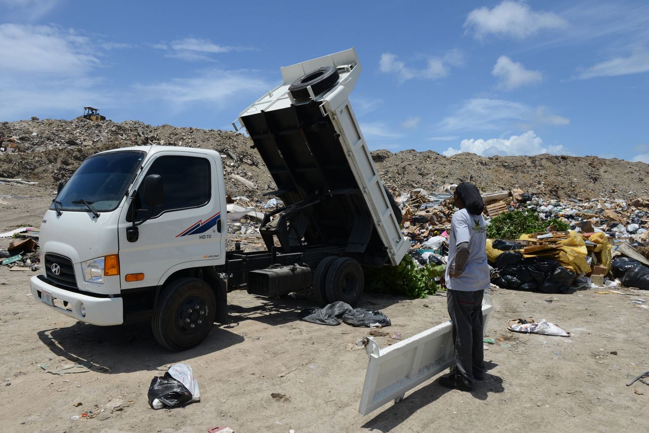 Onderzoek naar gezondheidsschade vuilstort Sint Maarten 