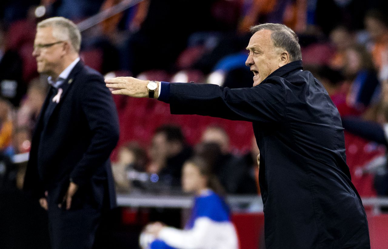 Dick Advocaat blijft vaag over toekomst bij Oranje 