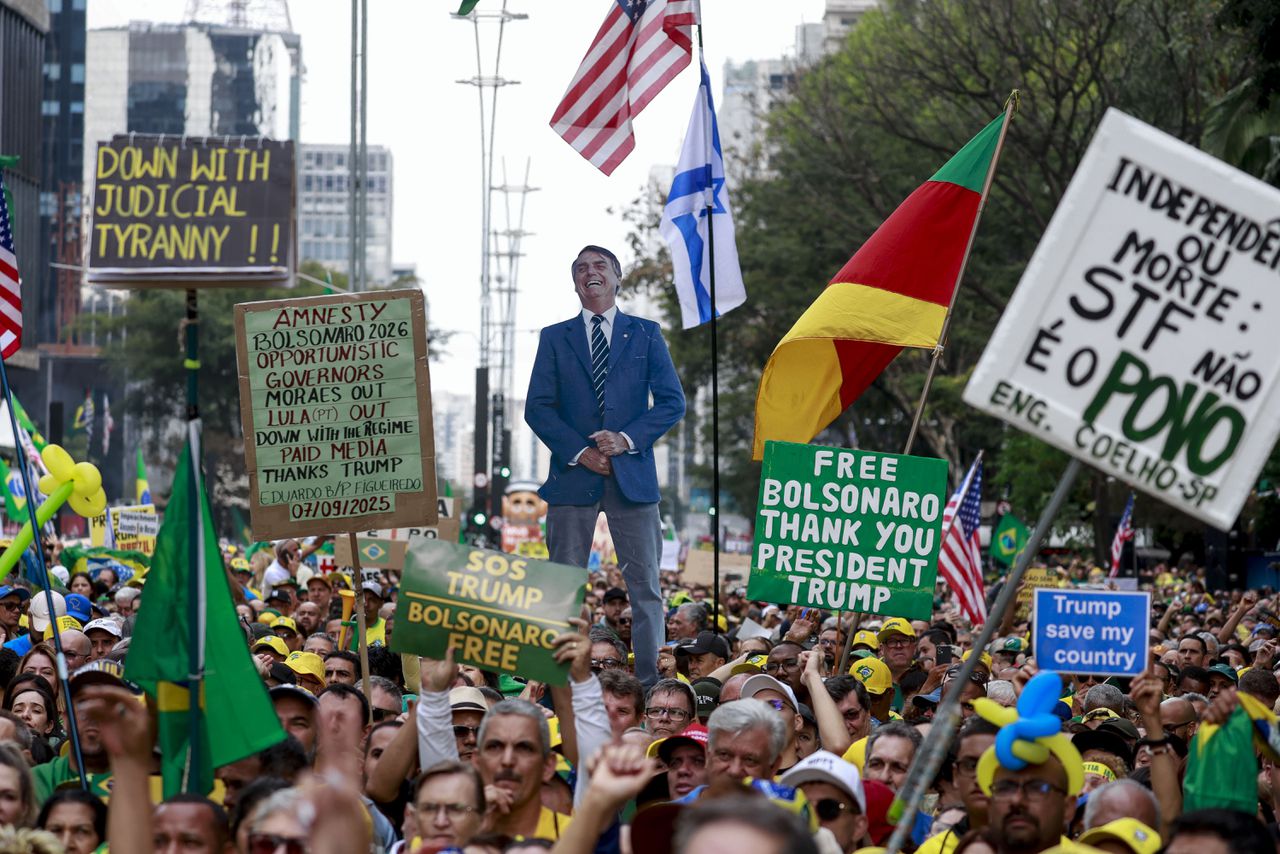 Bolsonaro veroordeeld tot 27 jaar cel voor zijn coupplan dat de democratie langs de rand van de afgrond liet scheren