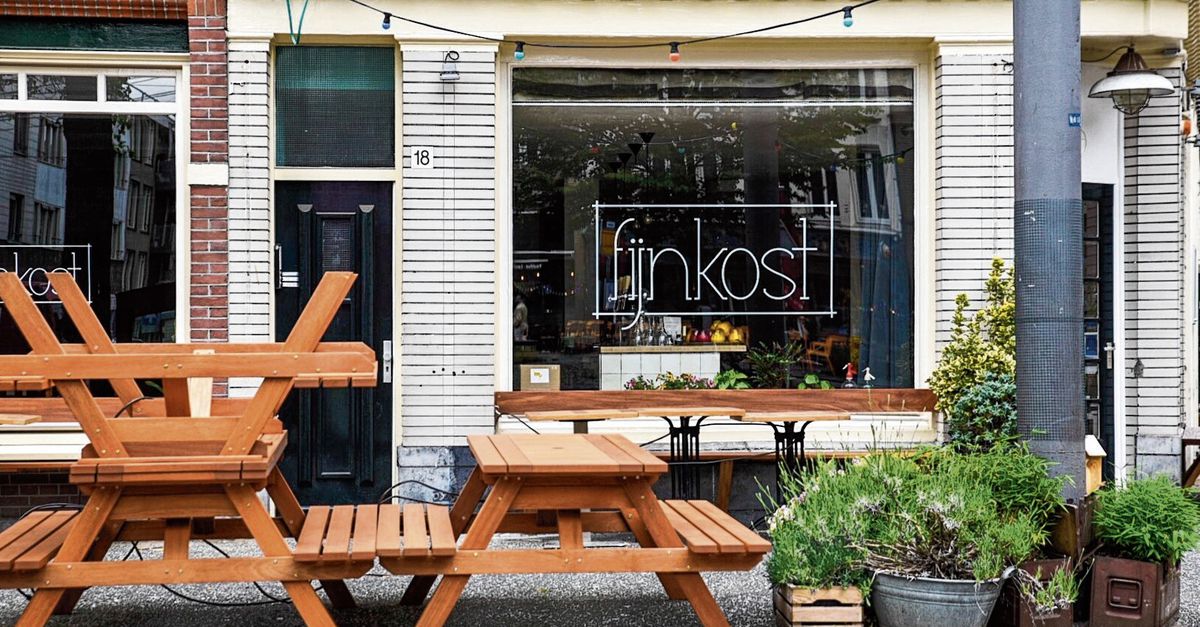 creatief en modern eten in eetcafe aan gezellig plein nrc