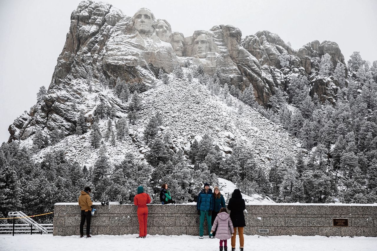 Het nationale park Mount Rushmore in South Dakota is open, maar de bezoekerscentra zijn dicht door de ‘shutdown’.