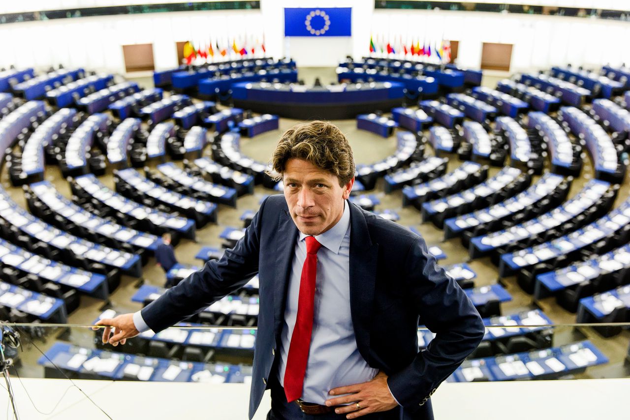 Paul Tang van de PvdA in de plenaire zaal van het Europees Parlement in Straatsburg.