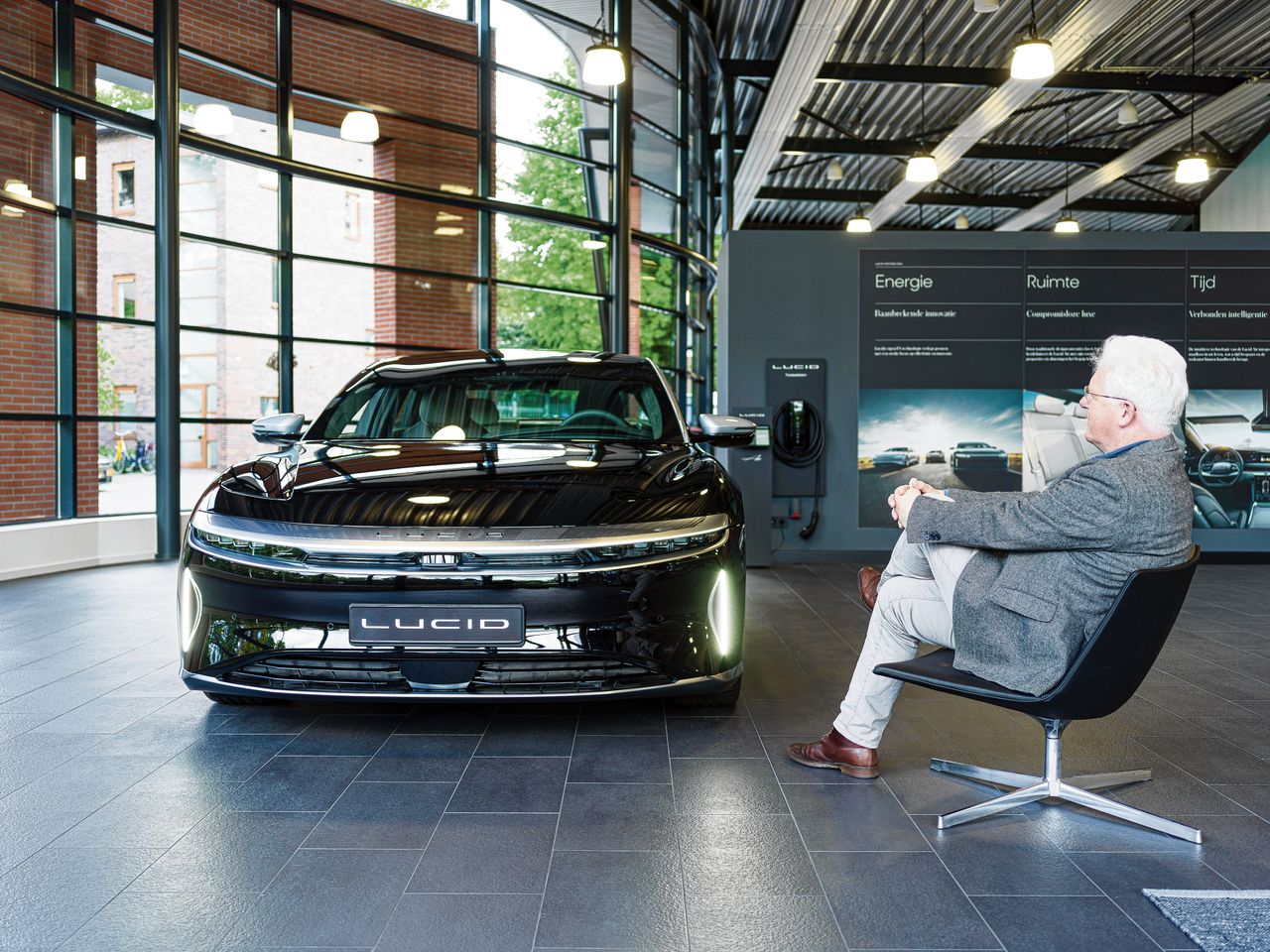 Tesla outlet killer lucid