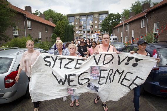 ‘Sytze van der V. wil schadevergoeding van Amersfoort’ - NRC