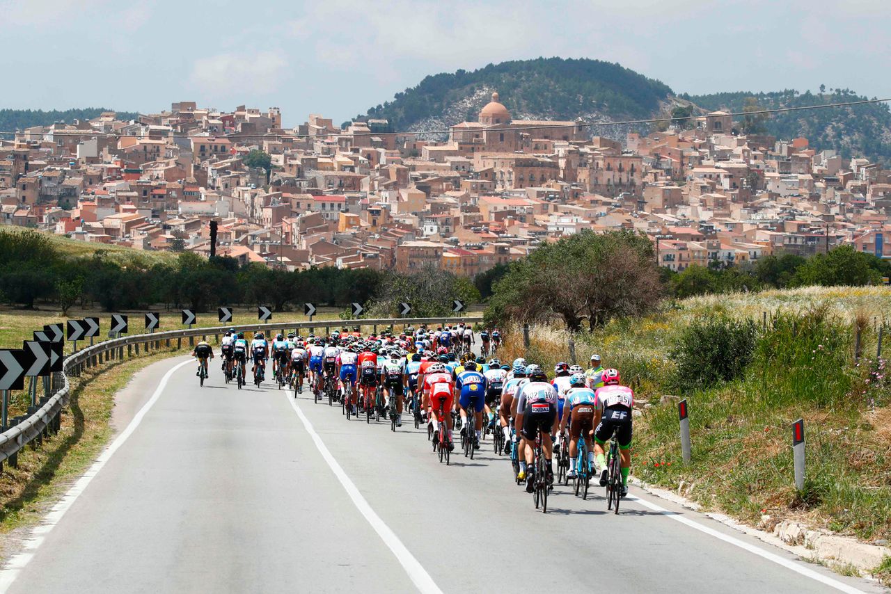 Battaglin van LottoNL-Jumbo wint vijfde etappe Giro 