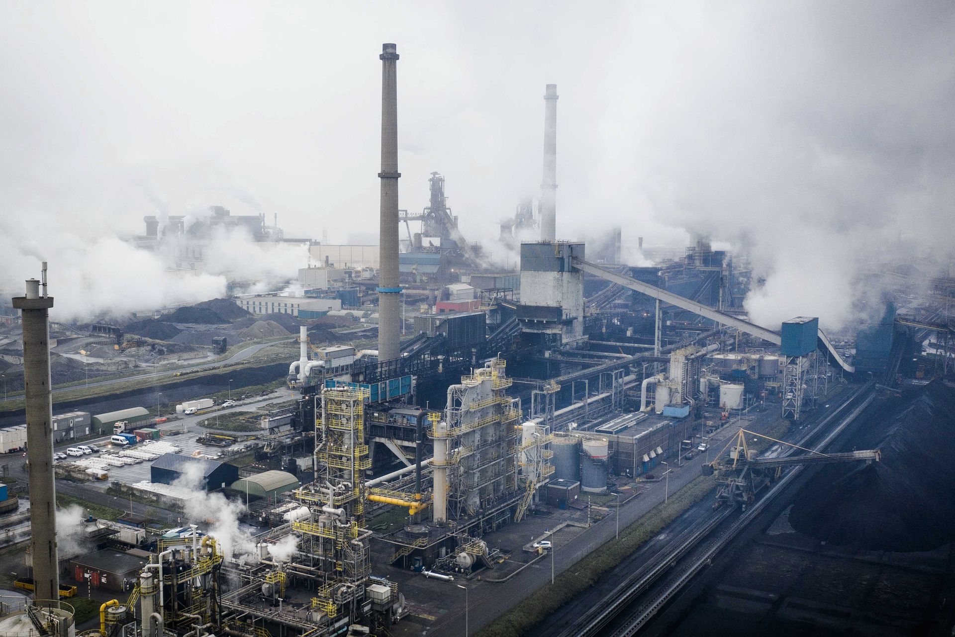 Tata Steel IJmuiden investeert 300 miljoen in terugdringen overlast - NRC 