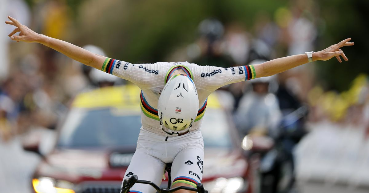 Eén keer valt Pogacar aan op de flanken van de Tourmalet – en de Tour de France lijkt beslist