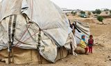 Ontheemde Jemenitische kinderen uit de provincie Hodeidah in een vluchtelingenkamp in het noordelijke district Abs.
