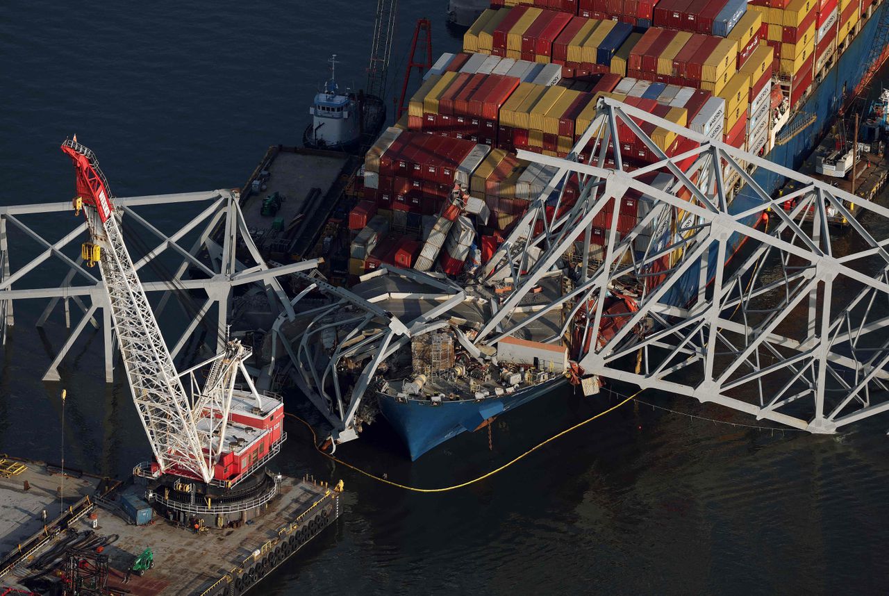 FBI stelt onderzoek in naar containerschip dat brug in Baltimore ramde 