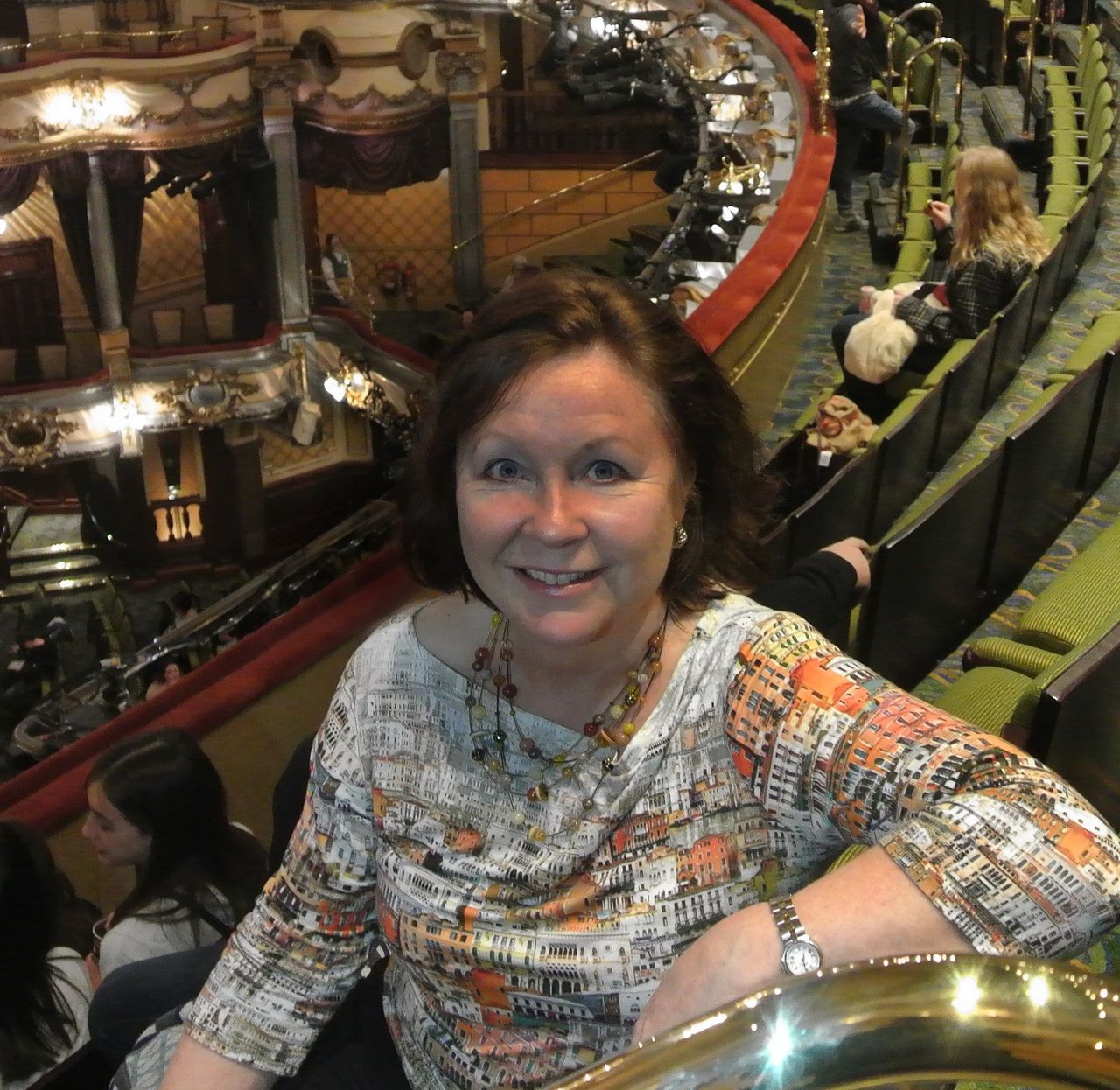 De Britse theaterwetenschapper Millie Taylor (60) wordt musicalhoogleraar in Amsterdam.