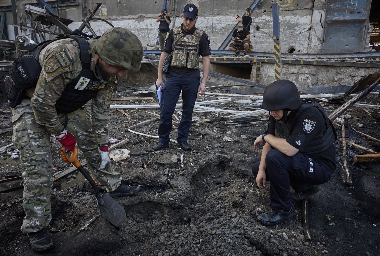 In één week 800 glijbommen op Oekraïne: Zelensky wil toestemming om Russische vliegvelden aan te vallen 