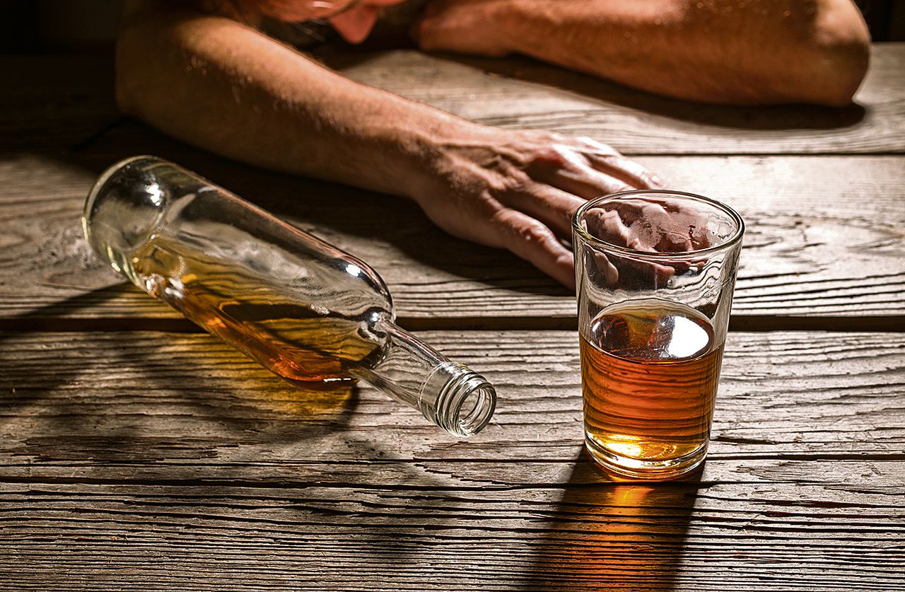 Alcoholprobleem moet worden gezien als ziekte - NRC