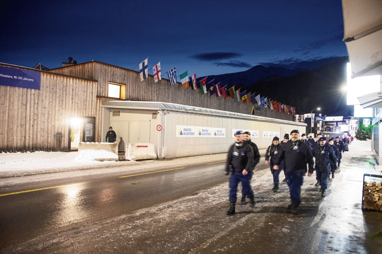 Davos: eerst doelwit van linkse activisten, nu ook van rechtse complotdenkers 