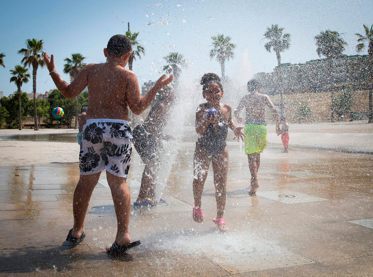‘Hoe heter hoe beter’, zegt de Britse badgast op Mallorca 