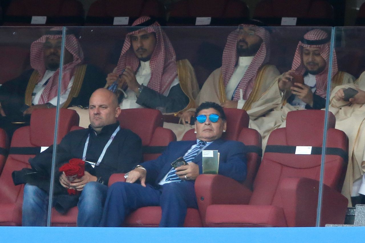 Van sigaar tot middelvinger: dit is het WK-dagboek van Diego Maradona 