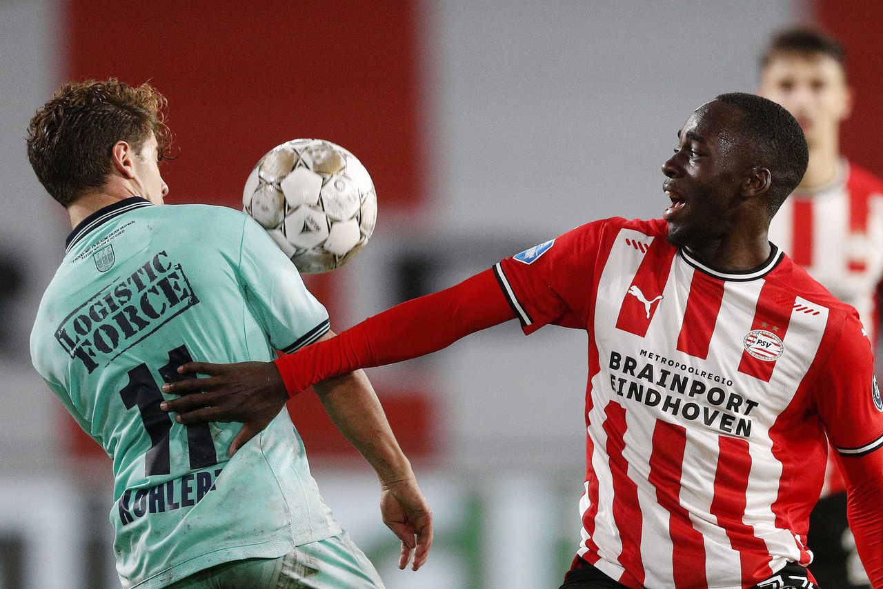 Ajax en Vitesse aan kop van Eredivisie; PSV blijft op 3 - NRC