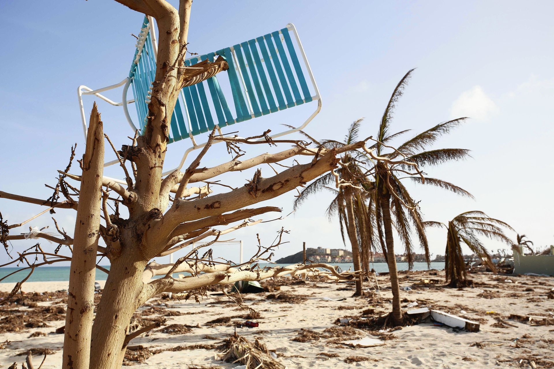 ‘Milieuramp op SintMaarten’ NRC