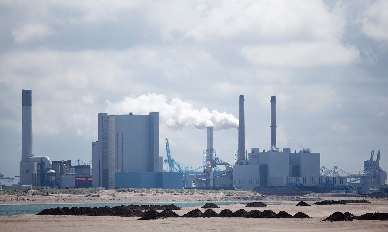 Kolencentrale op de Rotterdamse Maasvlakte