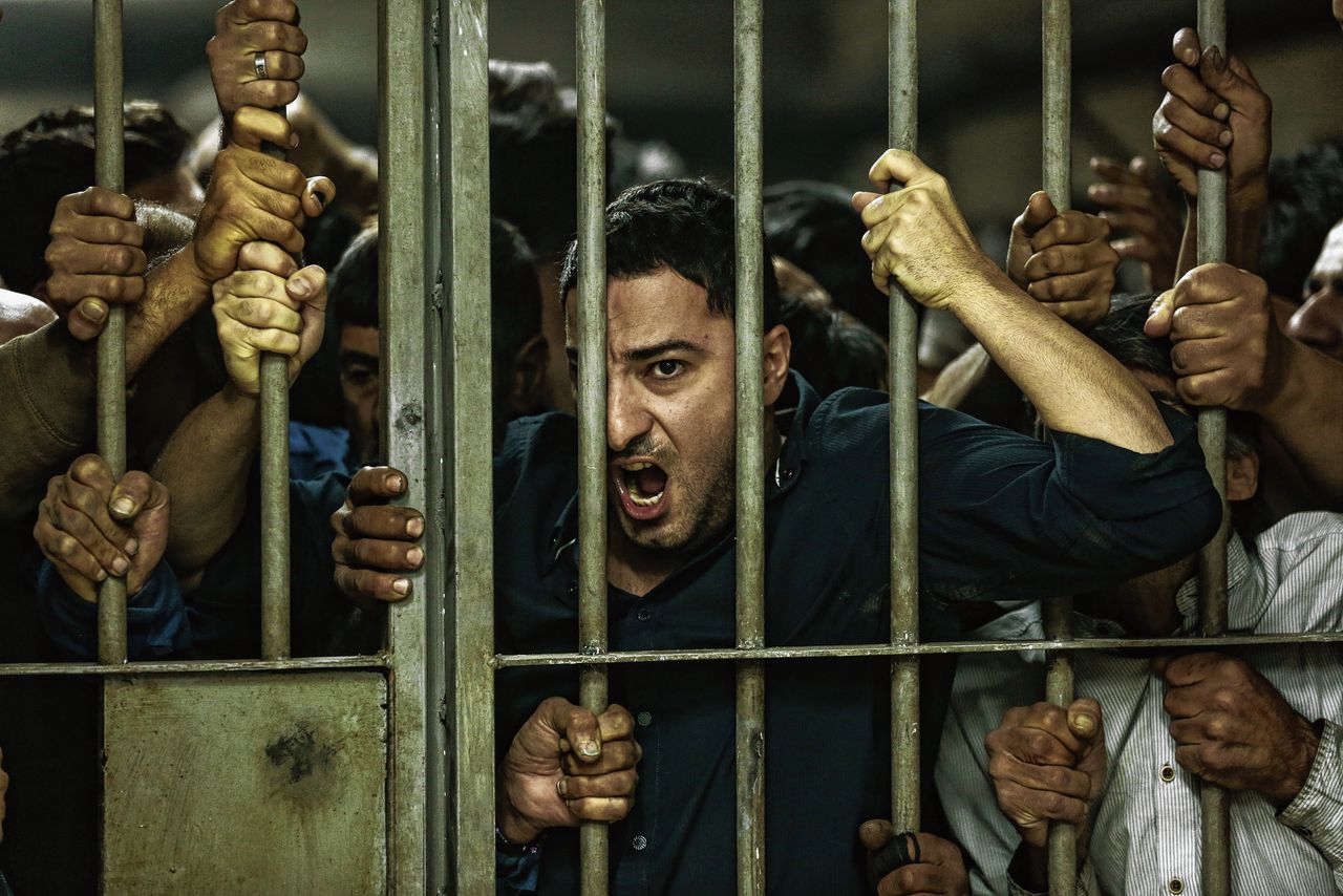 Navid Mohammadzadeh als drugsbaas in ‘Just 6.5’.