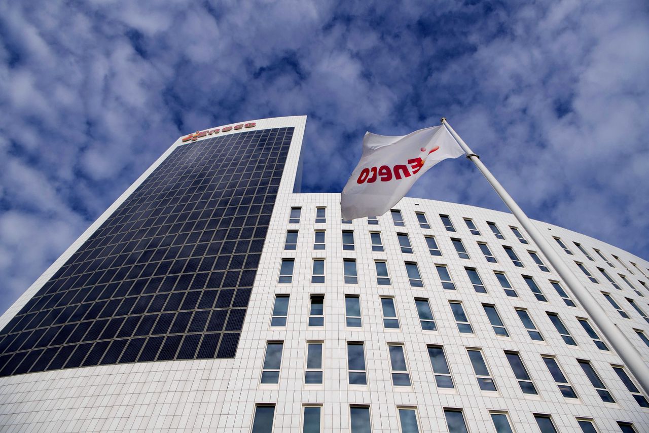 Eneco werd zo’n anderhalf jaar geleden verkocht. De opbrengst van andere grote energiebedrijven is inmiddels door lokale overheden uitgegeven.