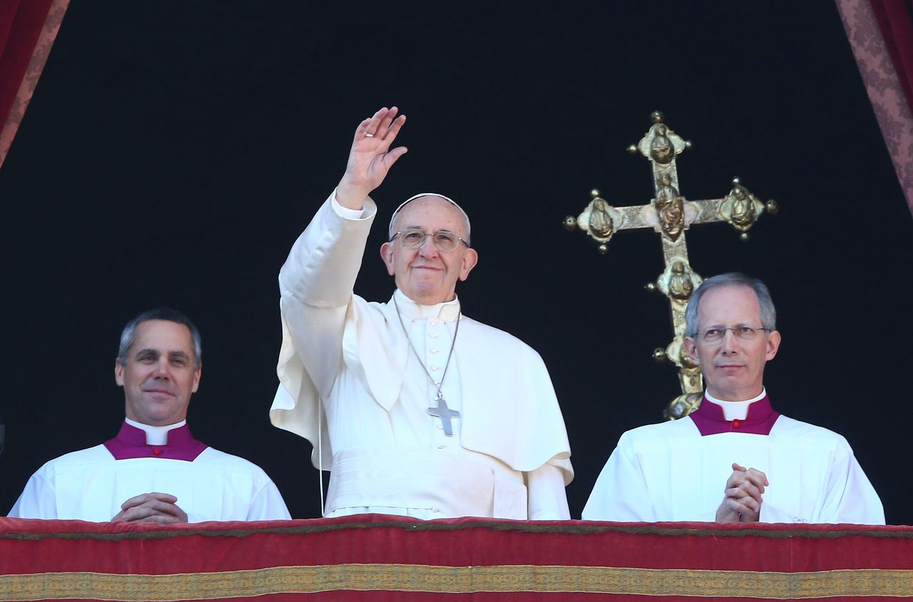 Paus wil dialoog in Midden-Oosten en op Koreaans schiereiland 