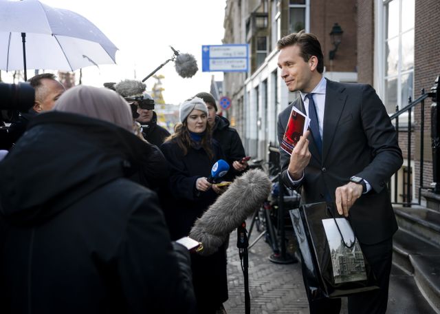 Vincent Karremans (VVD) na afloop van een gesprek met formateur Rob Jetten (D66). Karremans is beoogd minister van Infrastructuur en Waterstaat.  