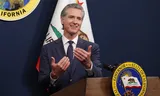 Gouverneur Gavin Newsom eerder deze maand bij de presentatie van de herziene begroting, vecht nu bij de rechter aan dat president Trump de Nationale Garde inzet in ‘zijn’ staat Californië. Foto John G. Mabanglo/EPA 