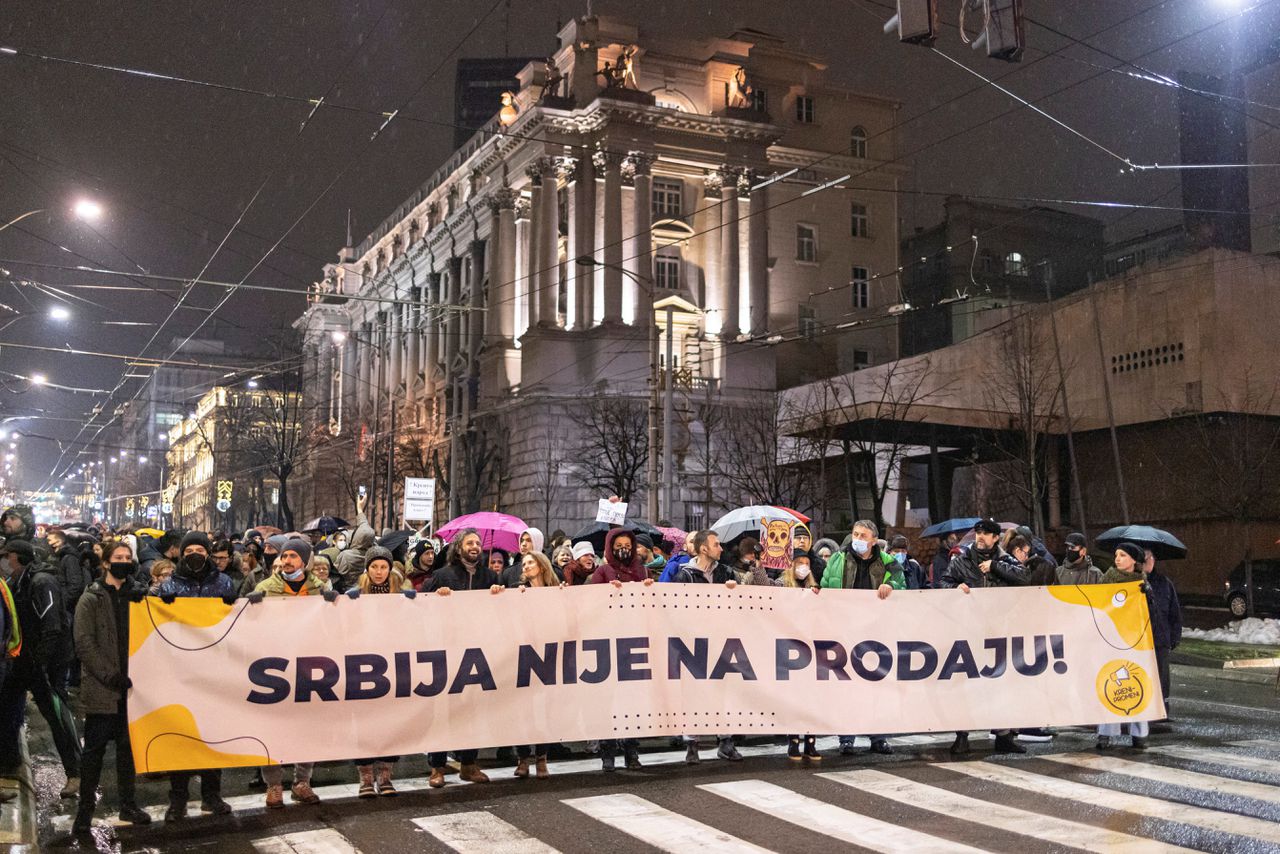Servische regering trekt vergunningen omstreden lithium-mijn in 